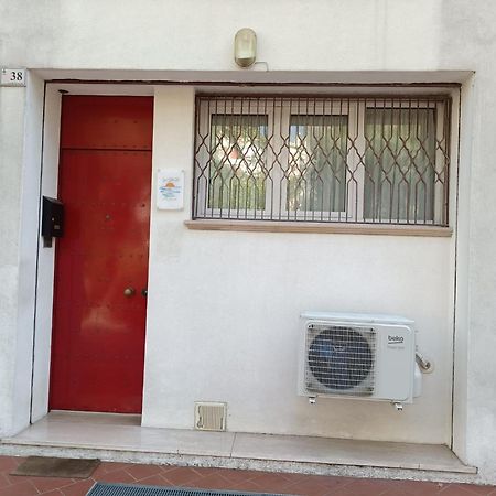 Sea Studio Flat Misano Adriatico Exterior foto